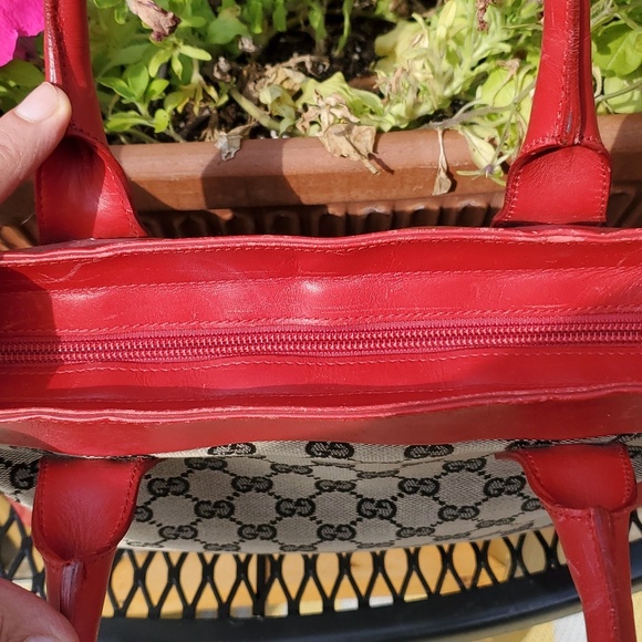 GUCCI gg Beautiful Authentic Vintage Classi Monogram Canvas Tote. - Picture 16 of 17